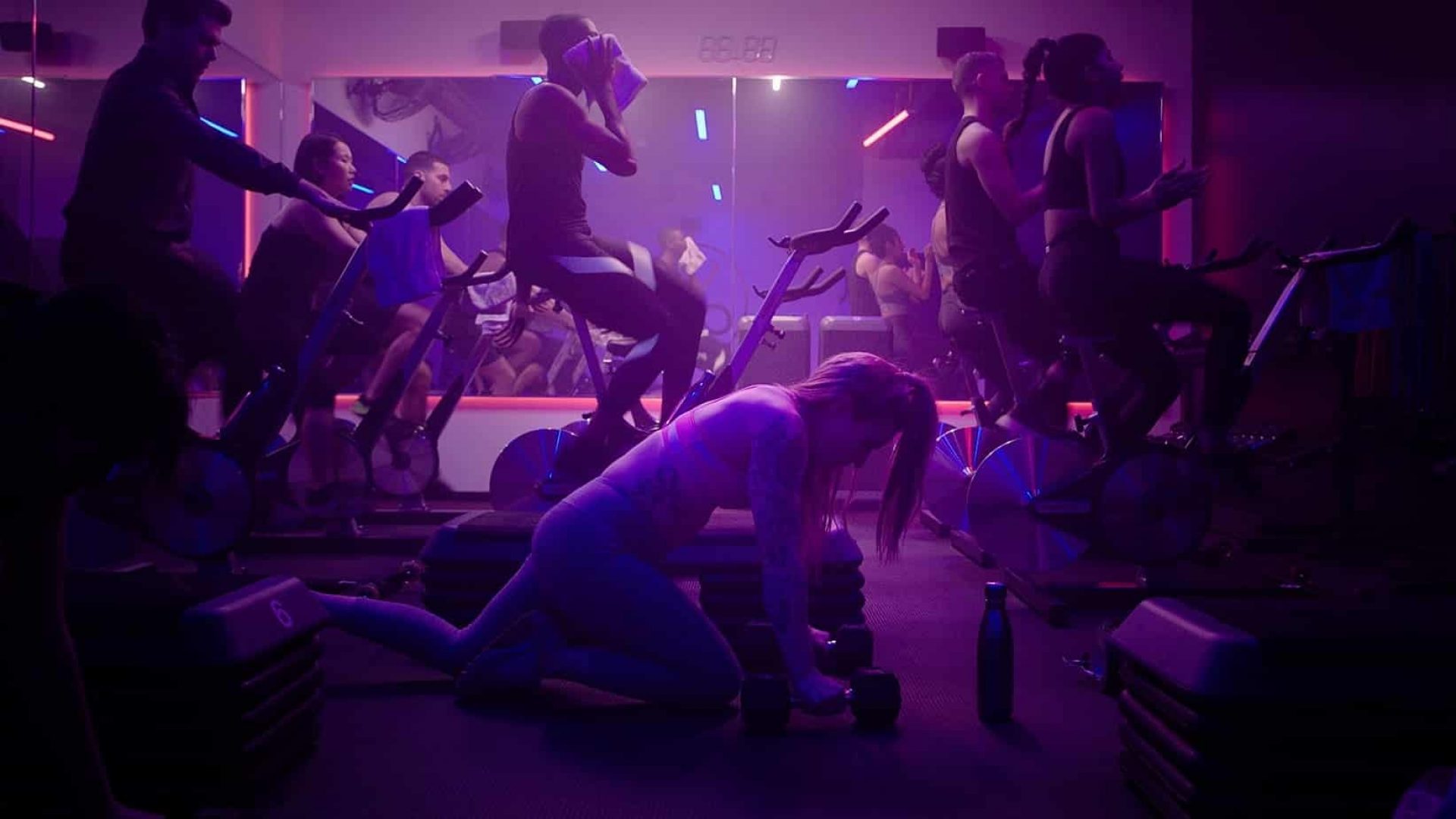 Still from the video advertisement Spindigo: Rhythm